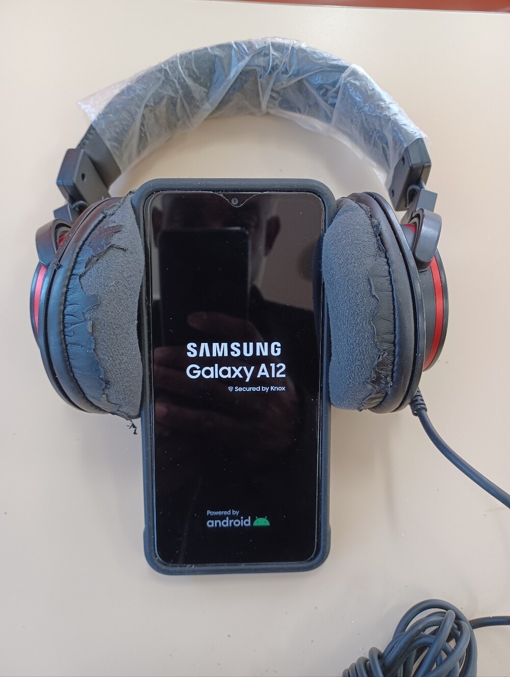 #samsungA12 PHONE  #SCARLETT  Corded #HEADPHONES